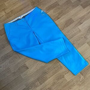 NEW! Crown & Ivy Blue Stretch Petite Capris Size 8P